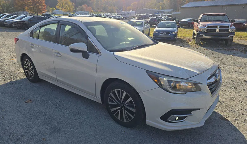 
								SUBARU LEGACY PREMIUM full									