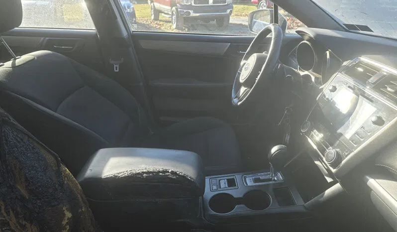 
								SUBARU LEGACY PREMIUM full									