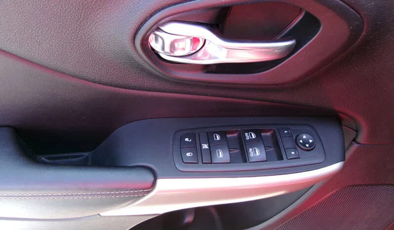 
								JEEP CHEROKEE LIMITED full									