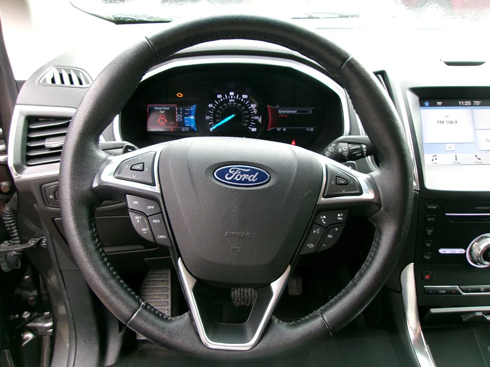 
								FORD EDGE TITANIUM full									