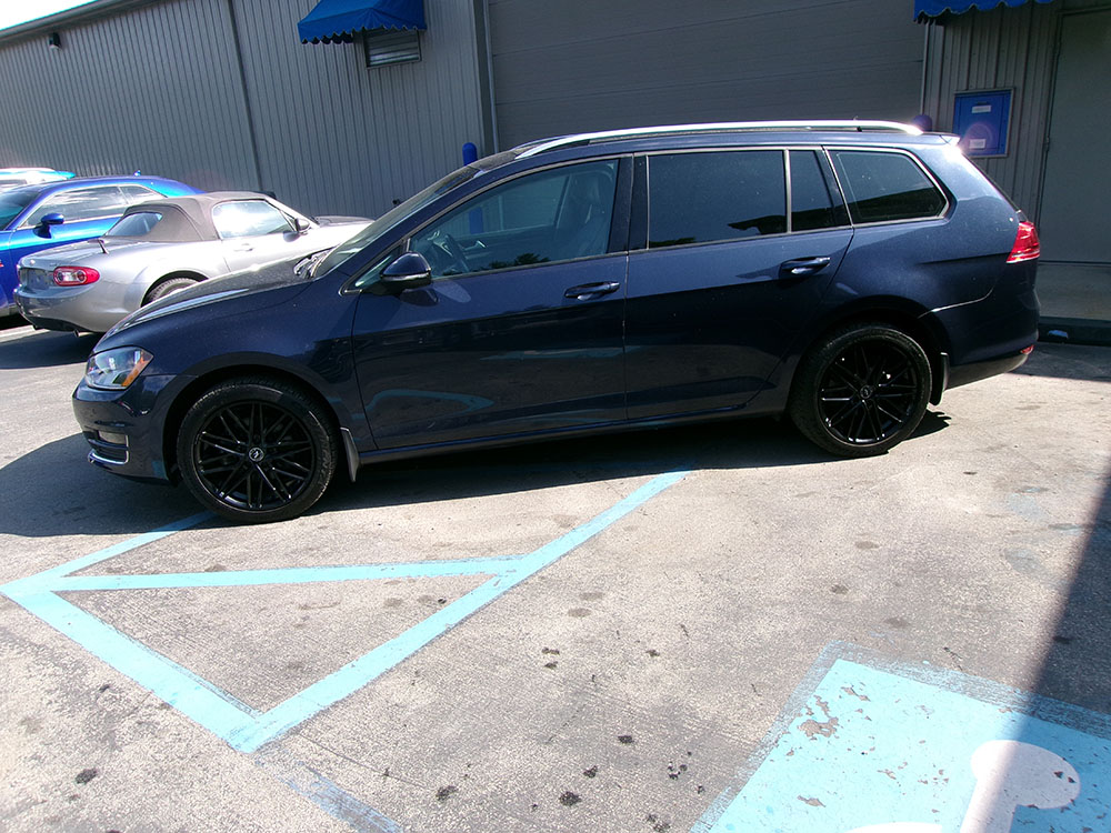 
								VOLKSWAGEN GOLF SPORTWAGEN SEL full									