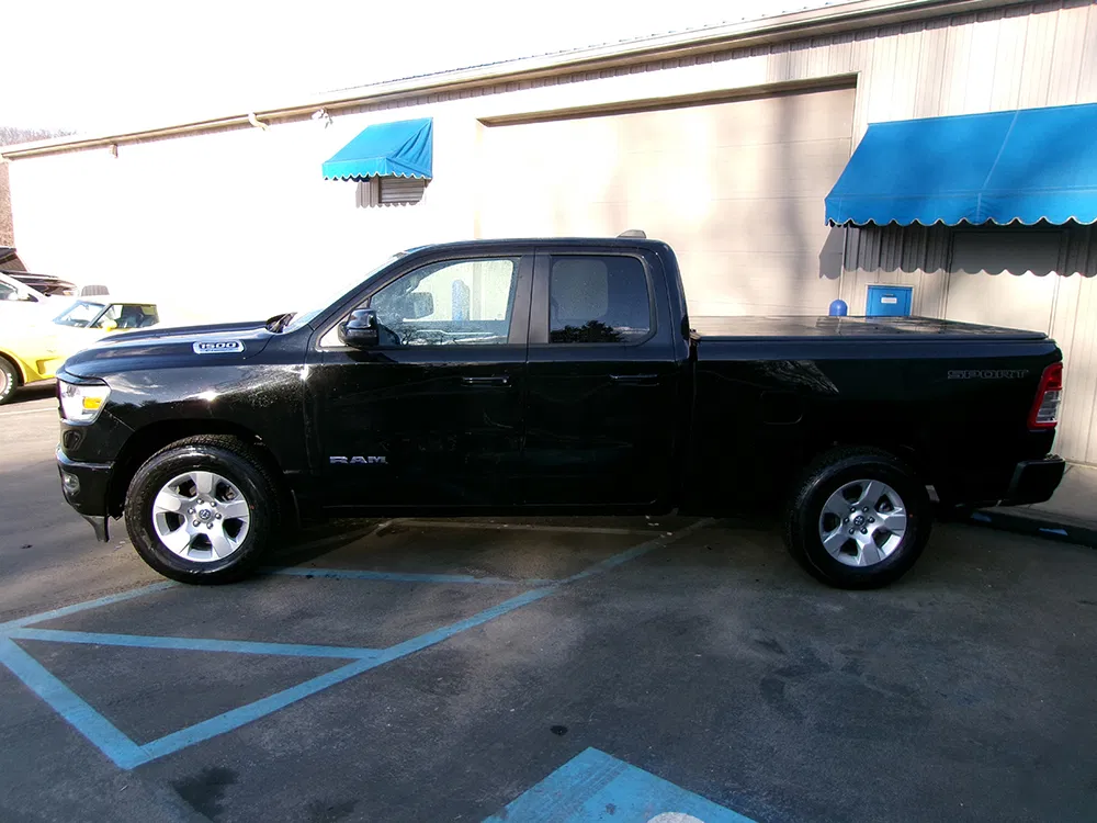
								RAM 1500 BIGHORN SPORT QUAD CAB full									
