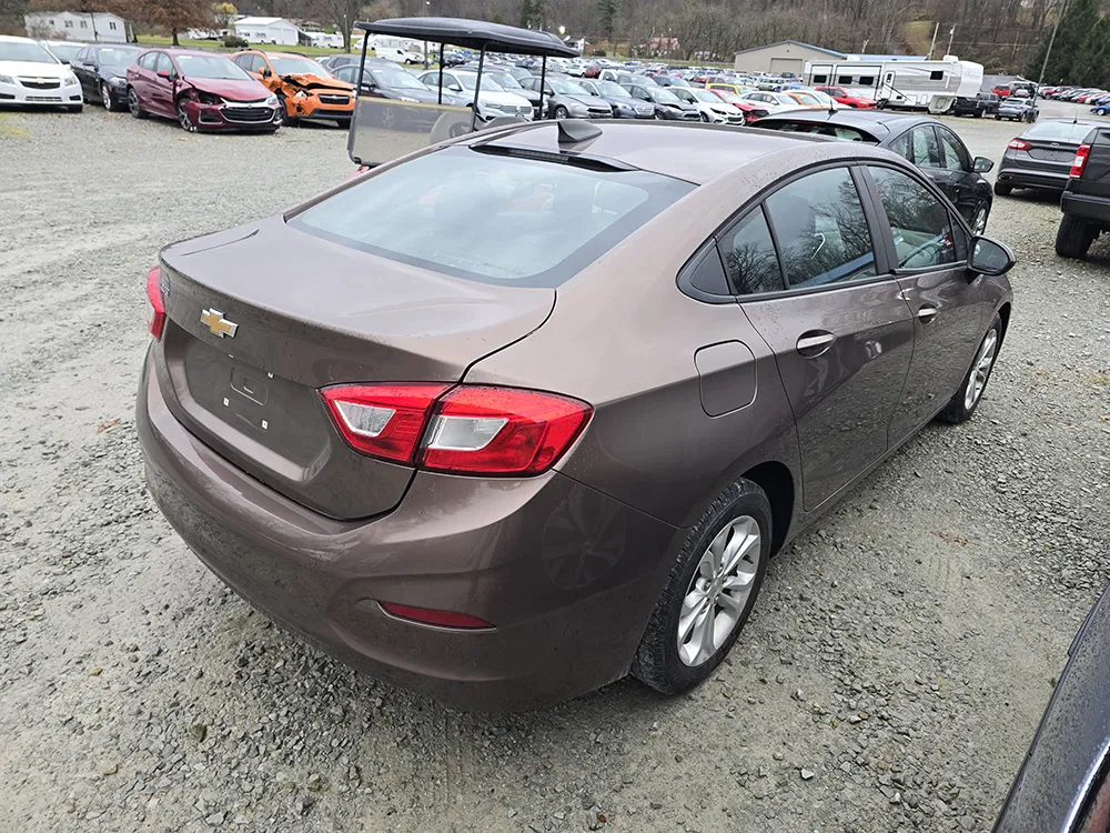 
								CHEVROLET CRUZE LS full									