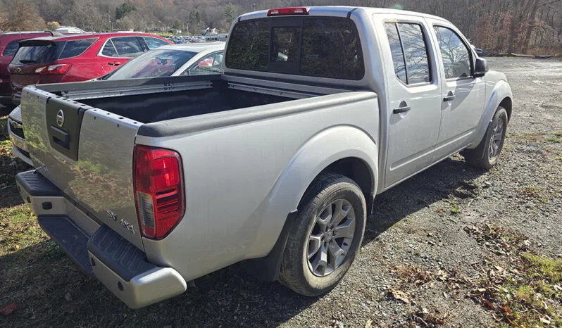 
								NISSAN FRONTIER SV CREW CAB full									