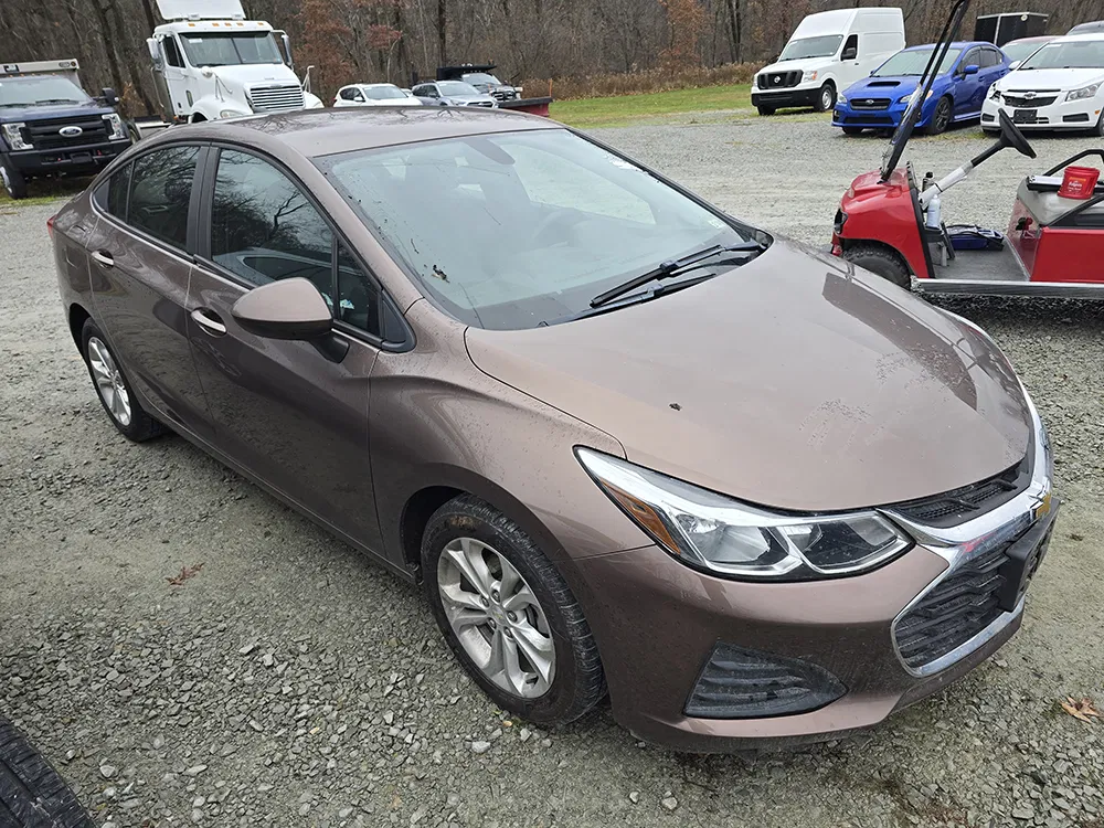
								CHEVROLET CRUZE LS full									