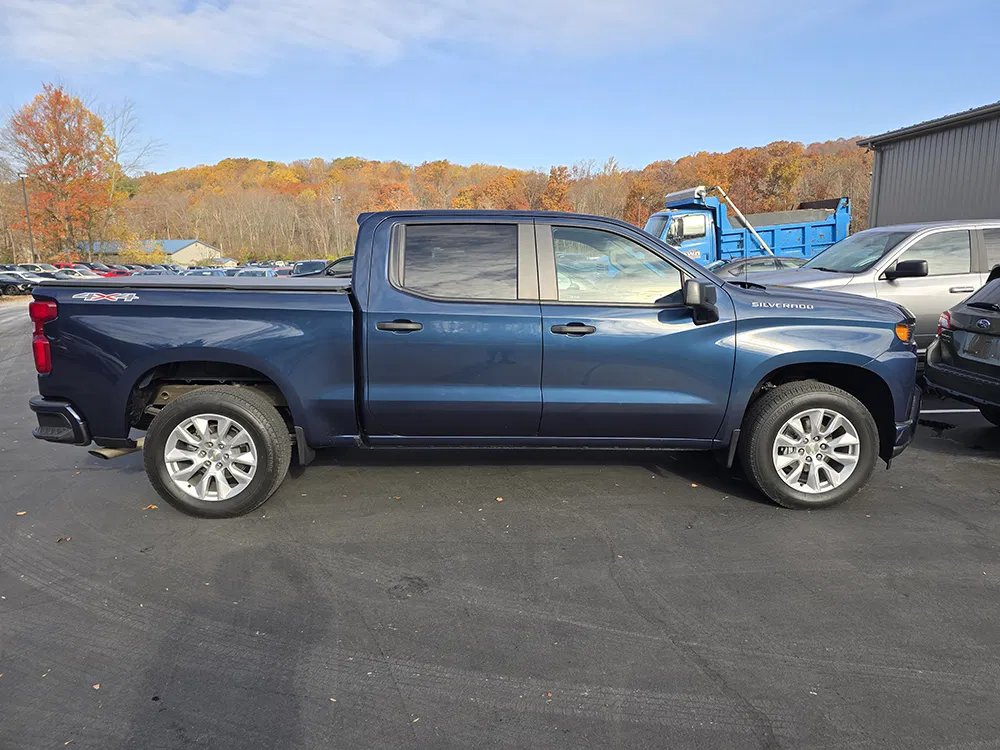
								CHEVROLET SILVERDO 1500 CUSTOM CREW CAB full									