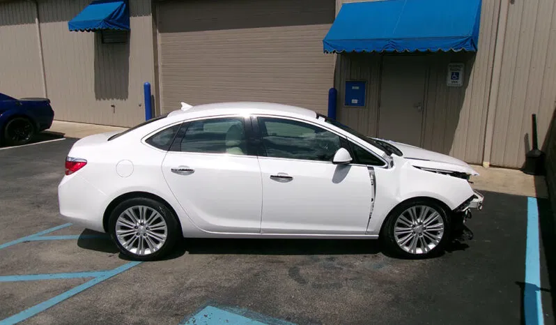 
								BUICK VERANO full									