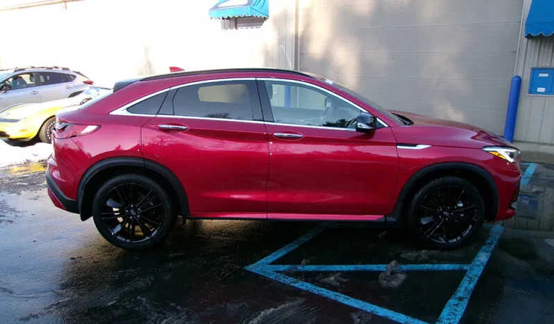 
								INFINITI QX55 ESSENTIAL full									