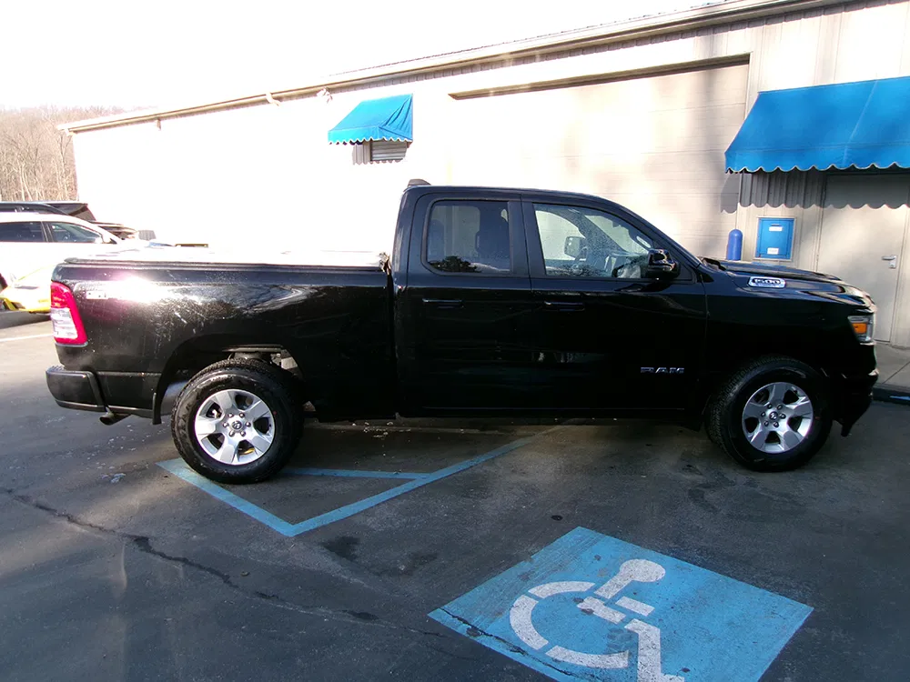 
								RAM 1500 BIGHORN SPORT QUAD CAB full									
