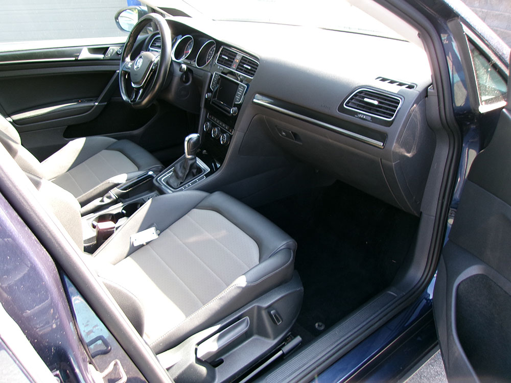 
								VOLKSWAGEN GOLF SPORTWAGEN SEL full									