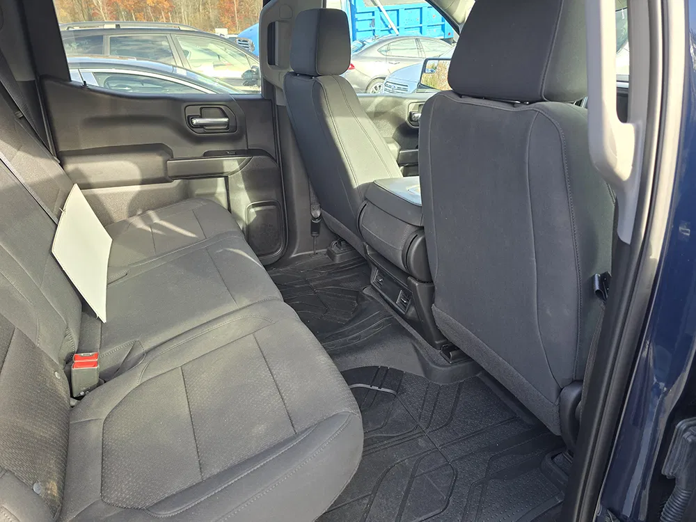 
								CHEVROLET SILVERDO 1500 CUSTOM CREW CAB full									
