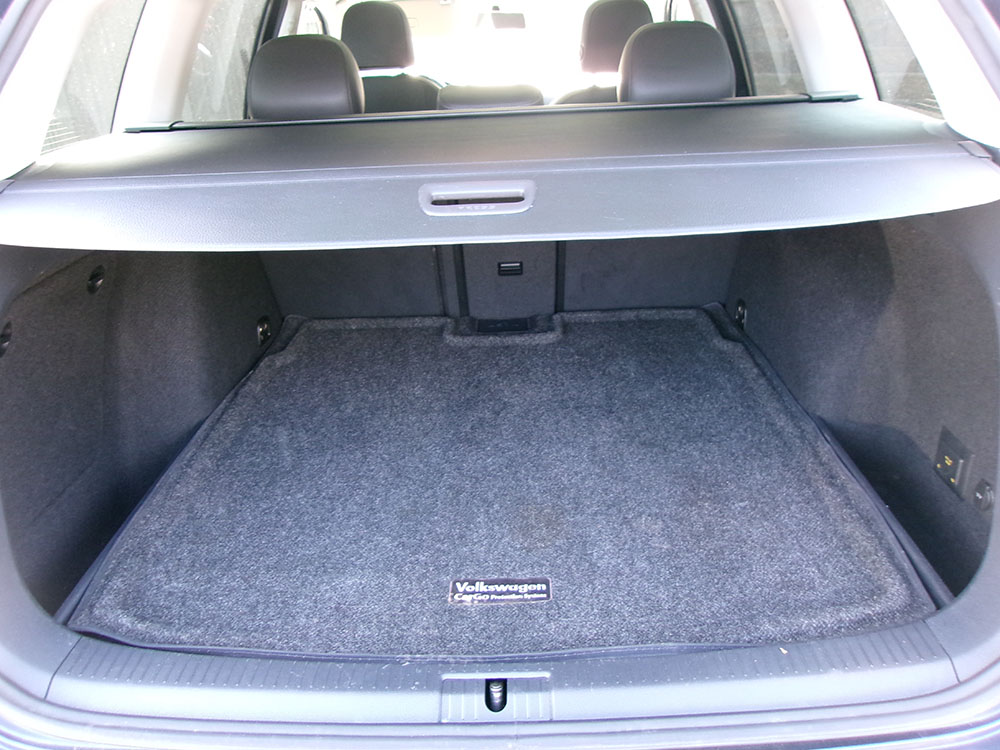 
								VOLKSWAGEN GOLF SPORTWAGEN SEL full									