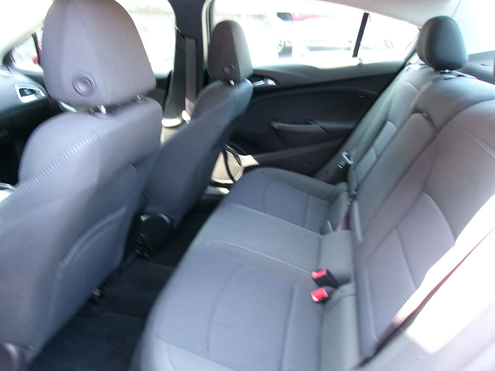 
								CHEVROLET CRUZE LT full									