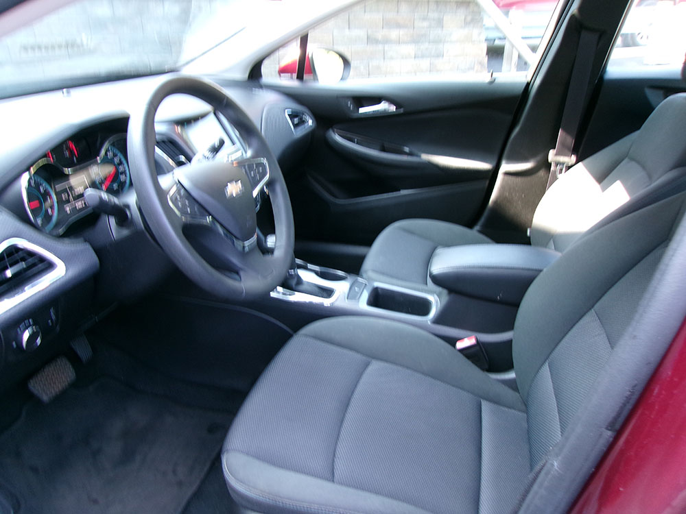 
								CHEVROLET CRUZE LT full									