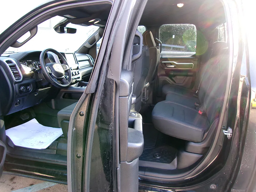 
								RAM 1500 BIGHORN SPORT QUAD CAB full									