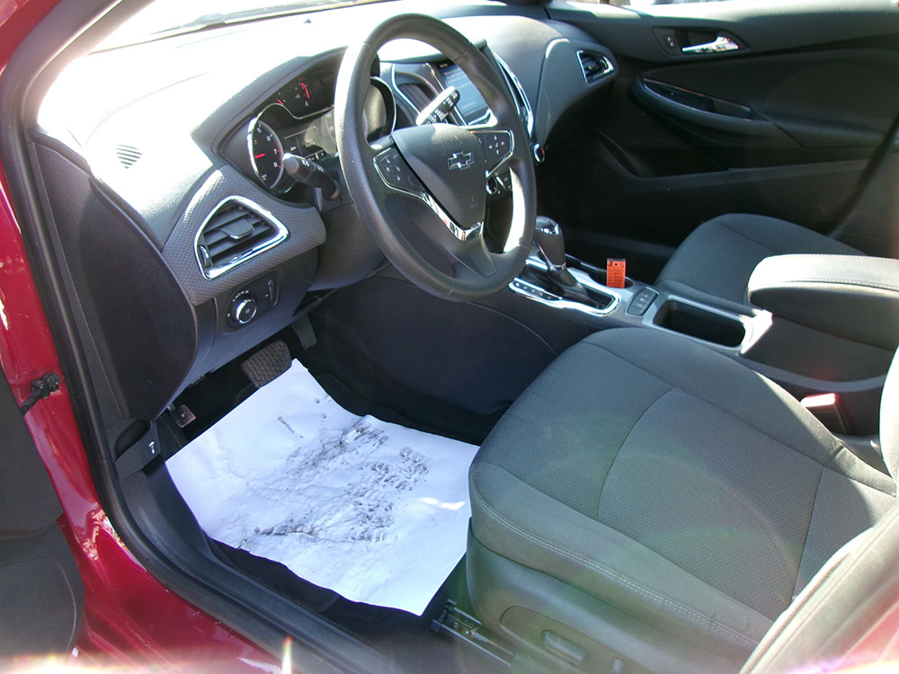 
								CHEVROLET CRUZE LT full									