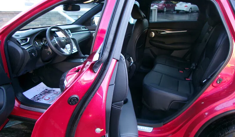 
								INFINITI QX55 ESSENTIAL full									