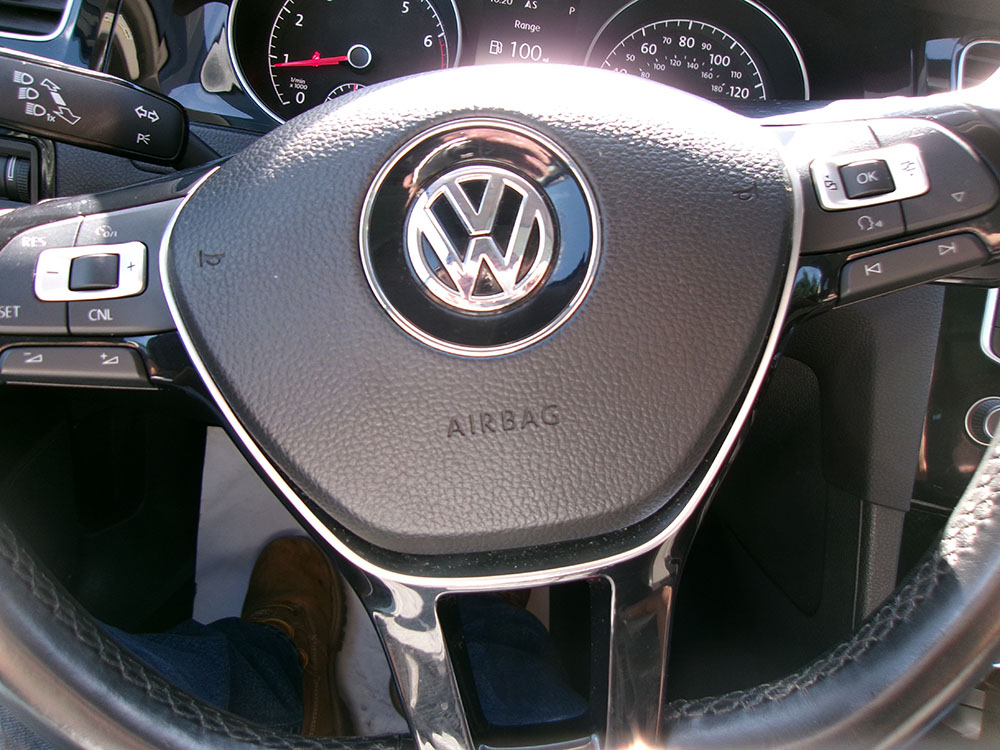 
								VOLKSWAGEN GOLF SPORTWAGEN SEL full									