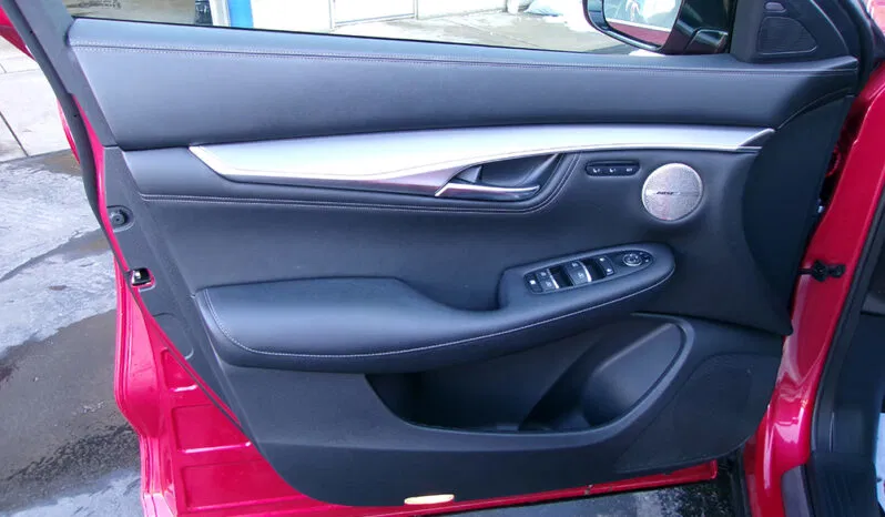 
								INFINITI QX55 ESSENTIAL full									