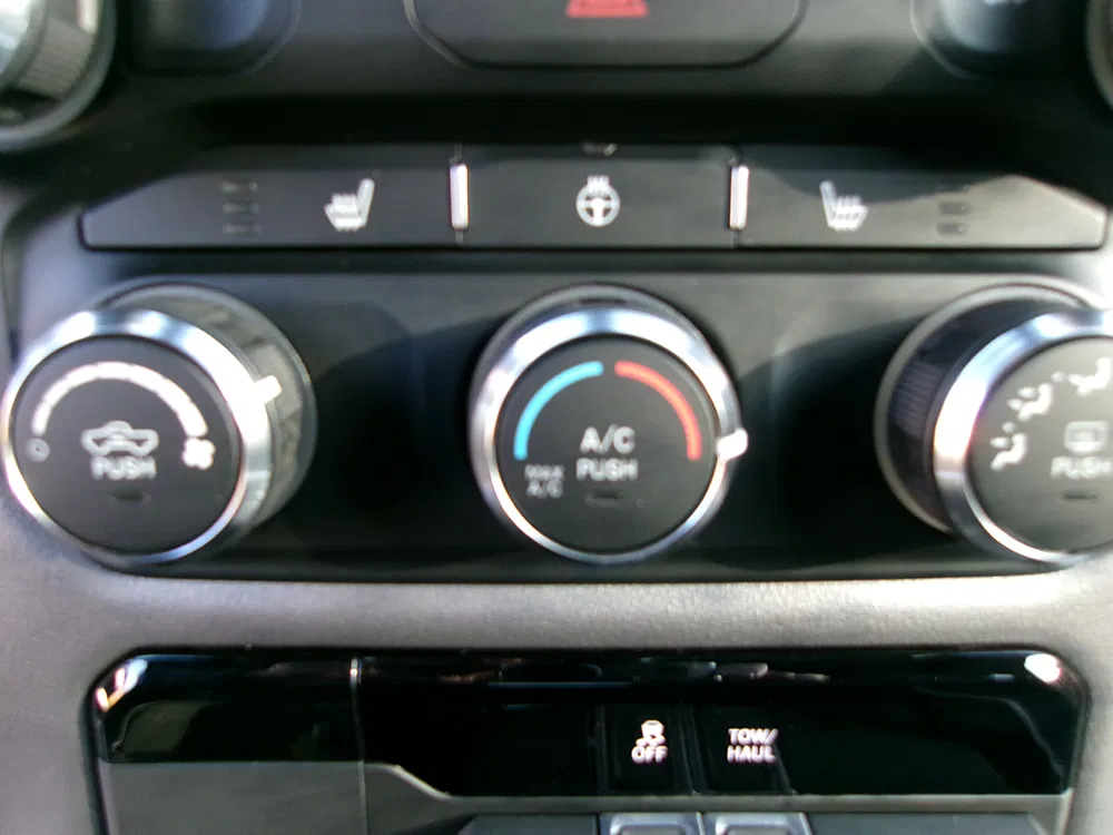 
								RAM 1500 BIGHORN SPORT QUAD CAB full									