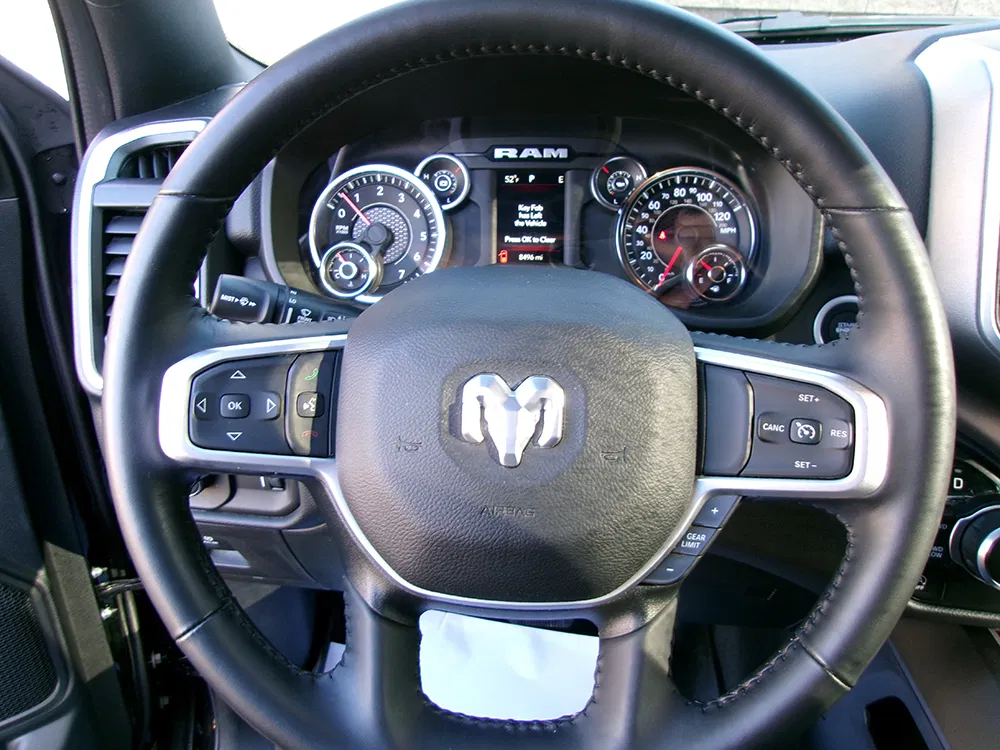 
								RAM 1500 BIGHORN SPORT QUAD CAB full									