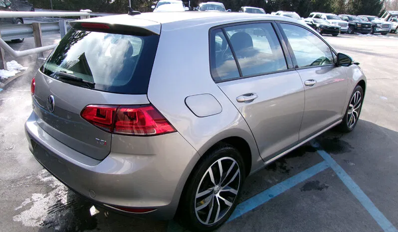
								VOLKSWAGEN GOLF full									