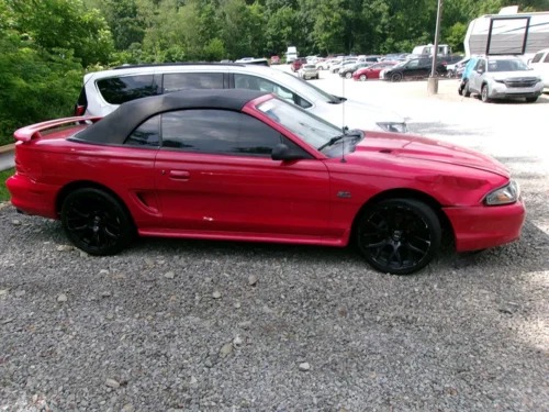1995 Ford Mustang's photo