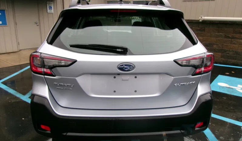 
								SUBARU OUTBACK full									