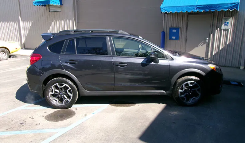 
								SUBARU CROSSTREK LIMITED full									