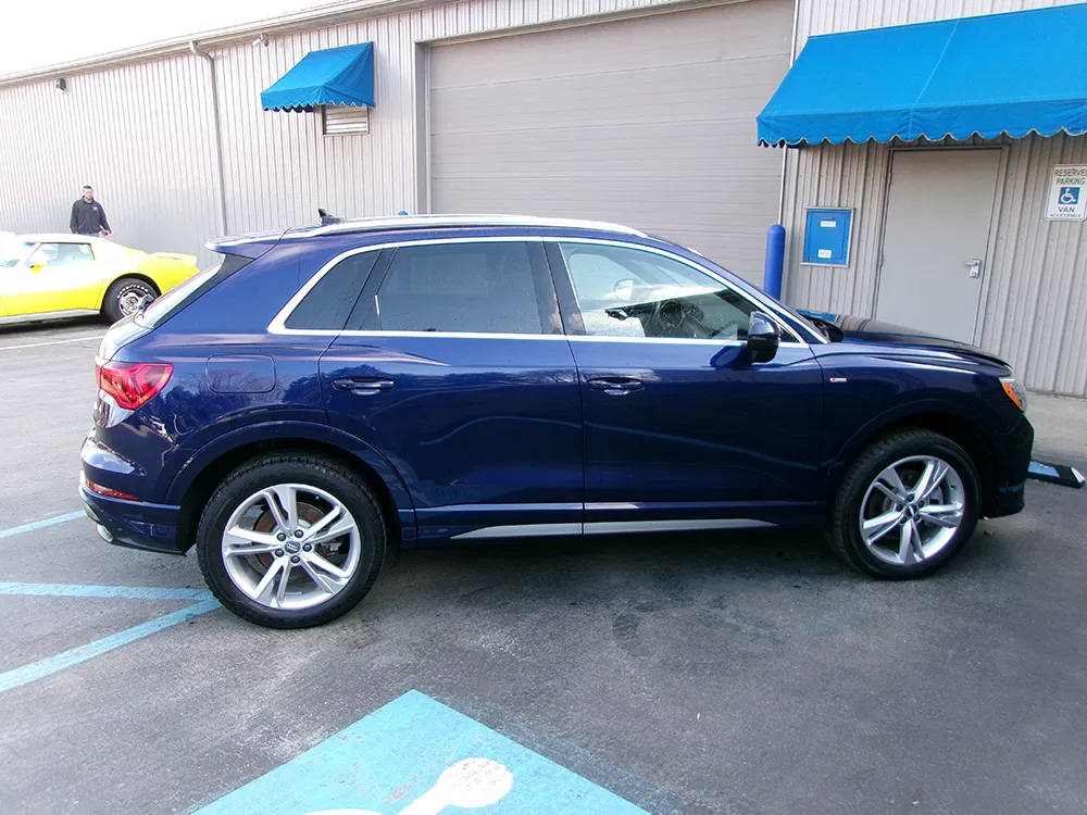 
								AUDI Q3 PREMIUM S-LINE full									