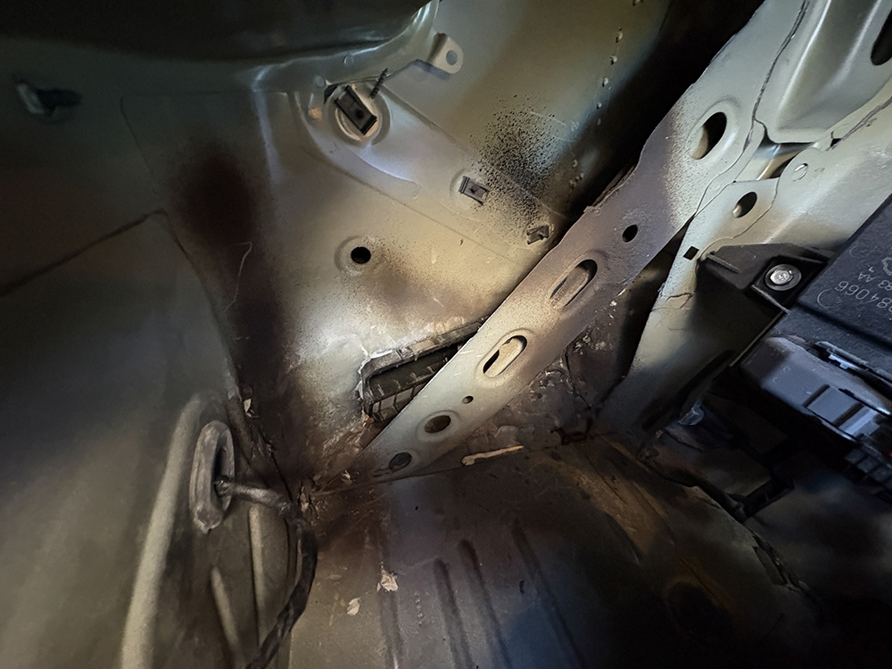 
								CHEVROLET CAMARO LT full									