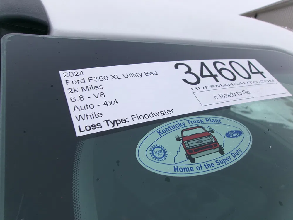 
								FORD F-350 XL SUPERCAB UTILITY BED full									