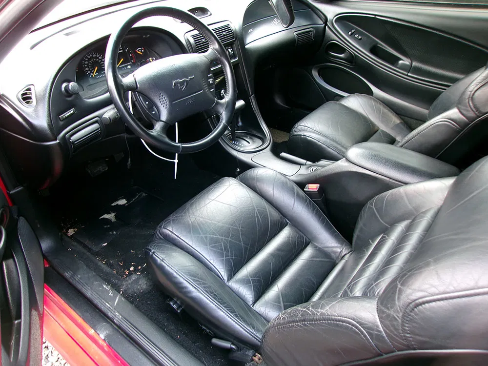 
								FORD MUSTANG GT full									