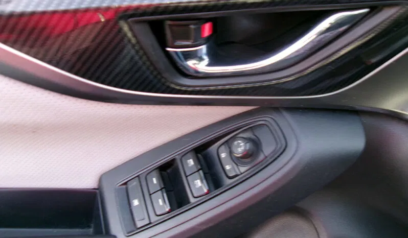 
								SUBARU CROSSTREK LIMITED full									