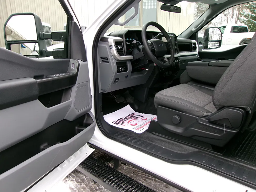 
								FORD F-350 XL SUPERCAB UTILITY BED full									