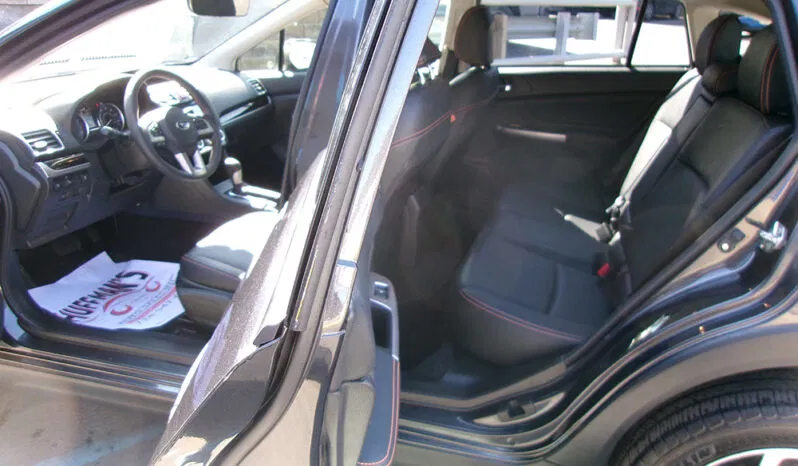 
								SUBARU CROSSTREK LIMITED full									