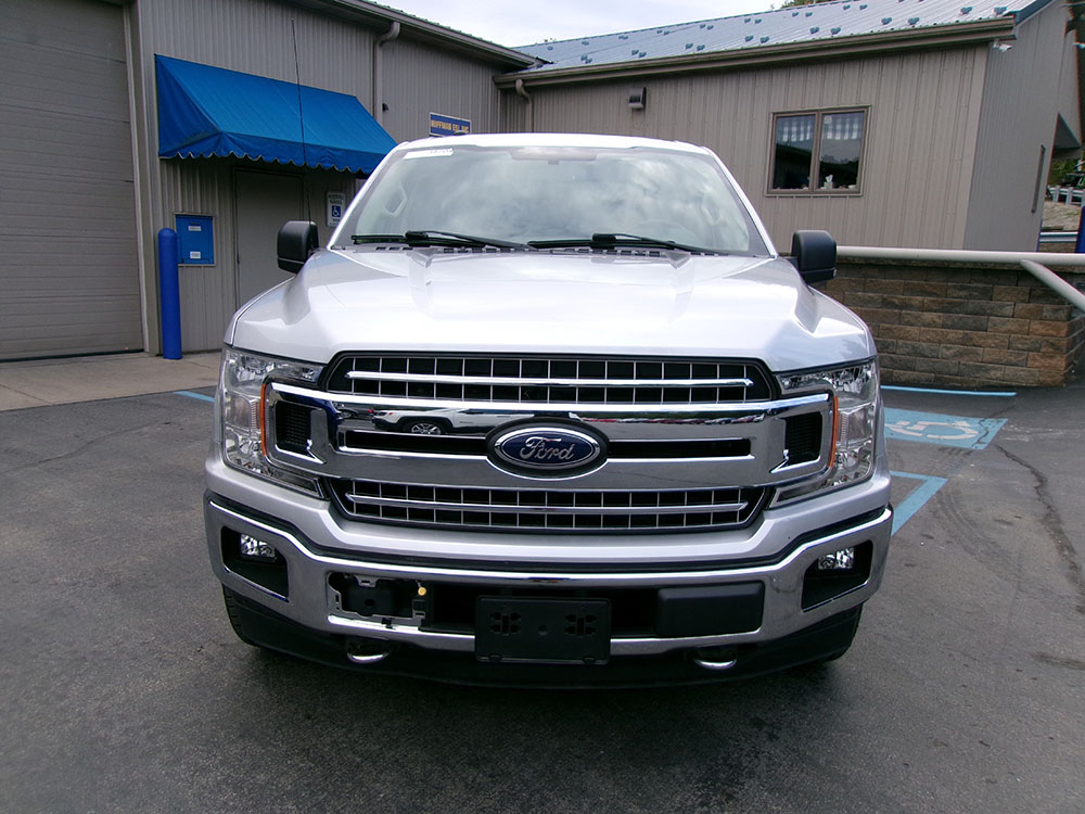 
								FORD F-150 XLT SUPER CAB 8’BED full									