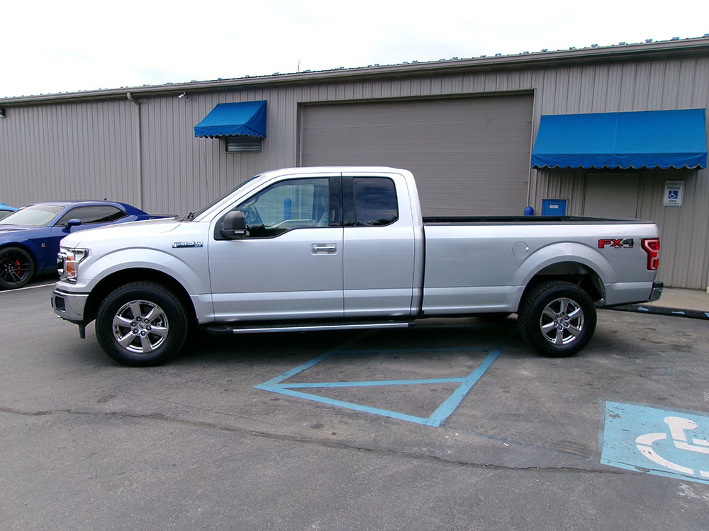 
								FORD F-150 XLT SUPER CAB 8’BED full									
