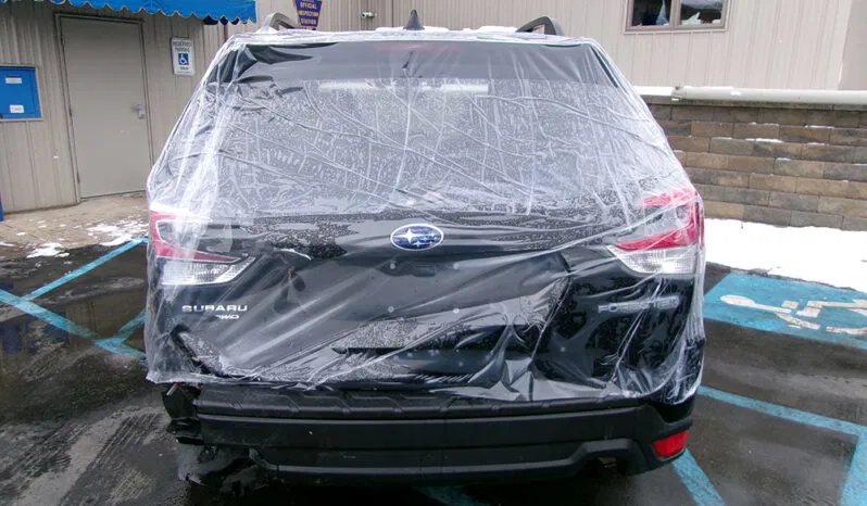 
								SUBARU FORESTER PREMIUM full									