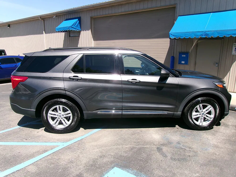 
								FORD EXPLORER XLT full									