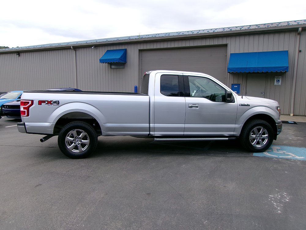 
								FORD F-150 XLT SUPER CAB 8’BED full									