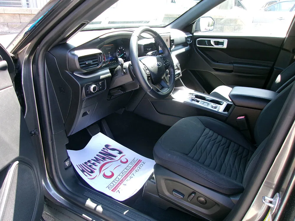 
								FORD EXPLORER XLT full									