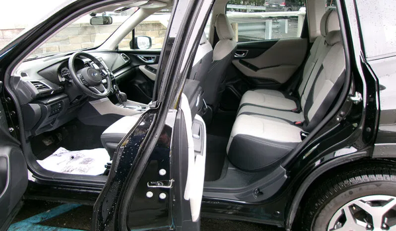 
								SUBARU FORESTER PREMIUM full									