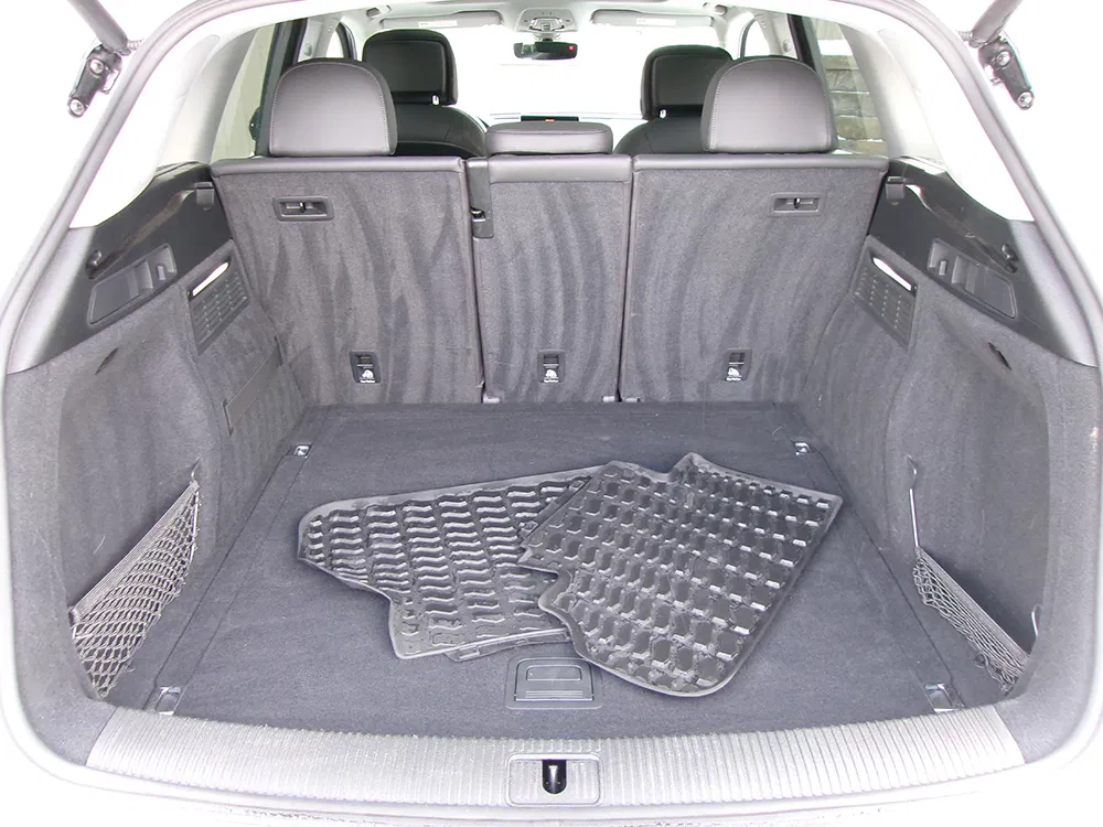 
								AUDI Q5 PREMIUM PLUS full									