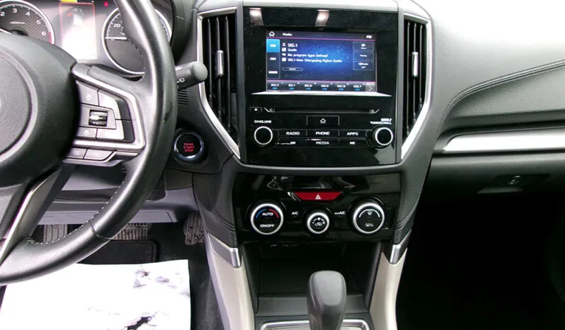 
								SUBARU FORESTER PREMIUM full									
