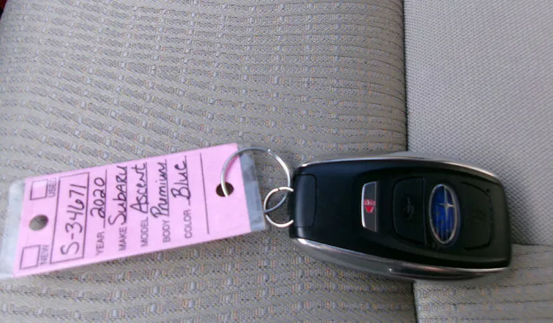 
								SUBARU ASCENT PREMIUM full									