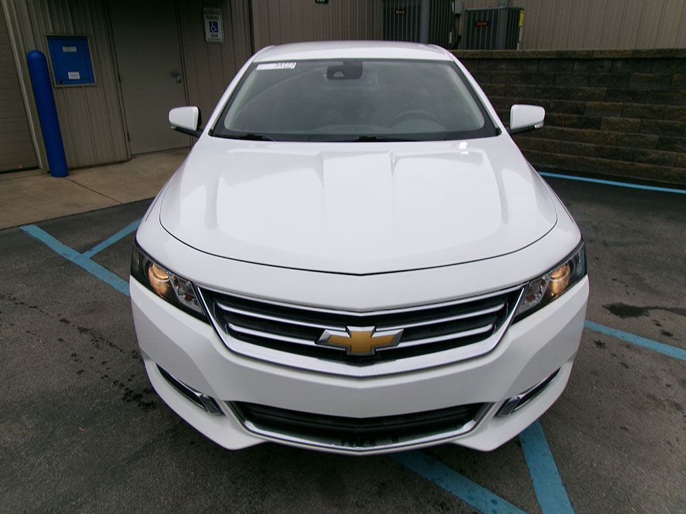 
								CHEVROLET IMPALA LT full									