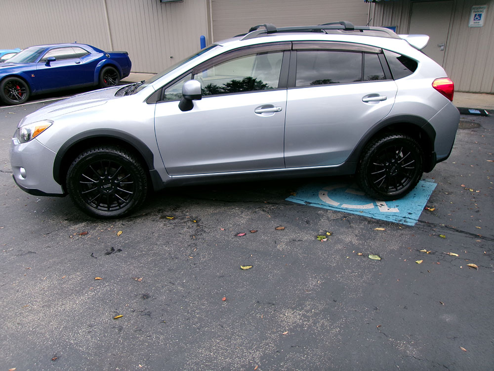 
								SUBARU CROSSTREK LIMITED full									