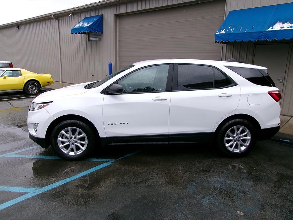
								CHEVROLET EQUINOX LS full									