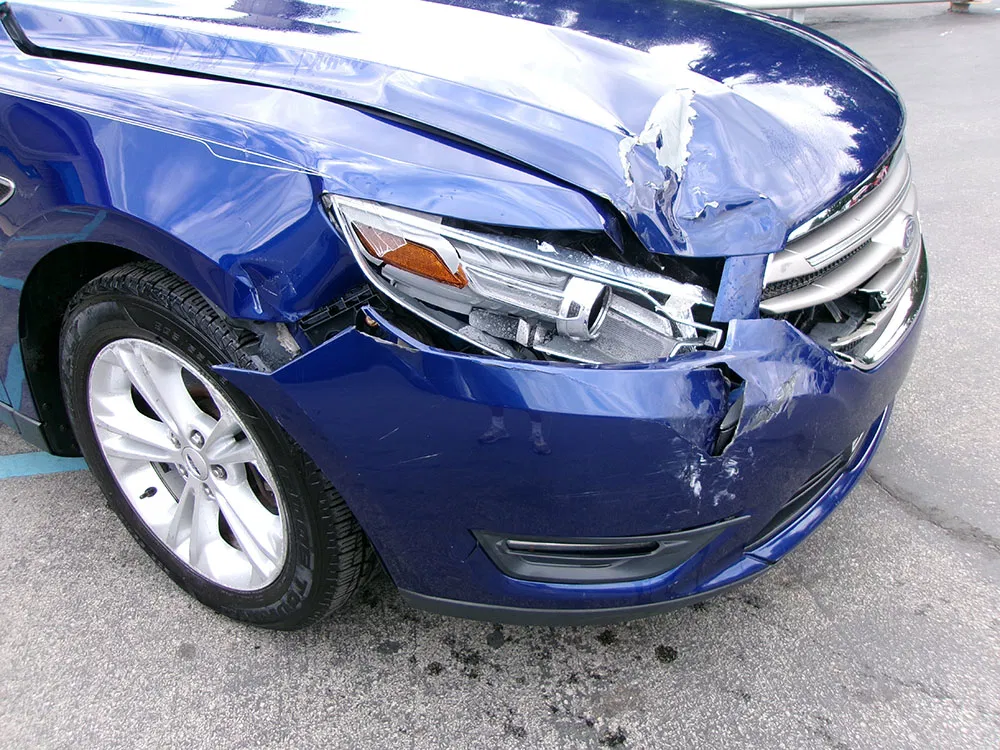 
								FORD TAURUS SEL full									